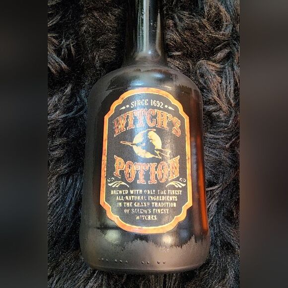 Set of 3 Halloween Potion Bottles - Picture 7 of 8